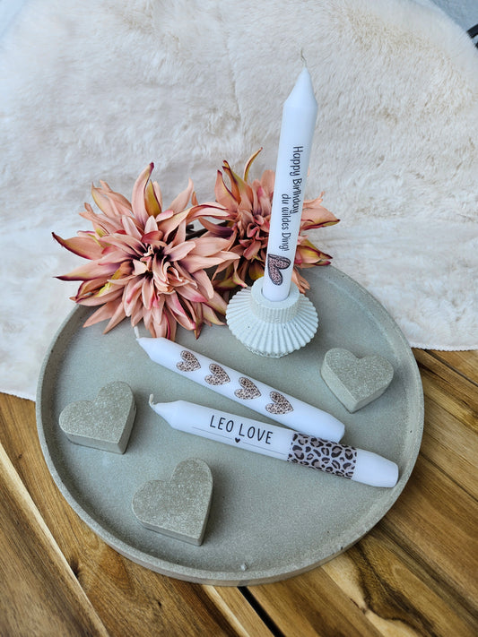 Stabkerzen mit Leo-Design