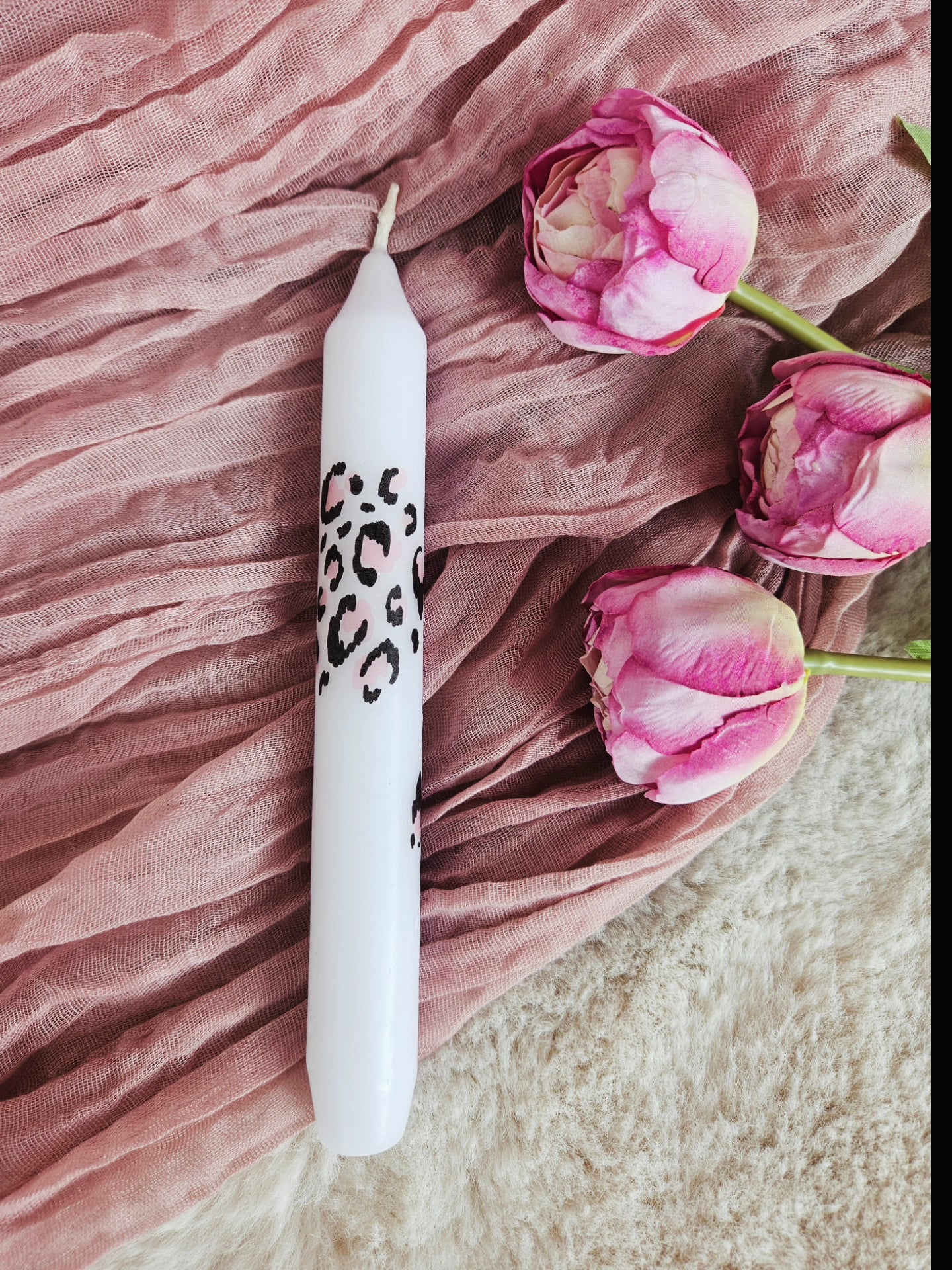 Stabkerzen mit Leo-Design