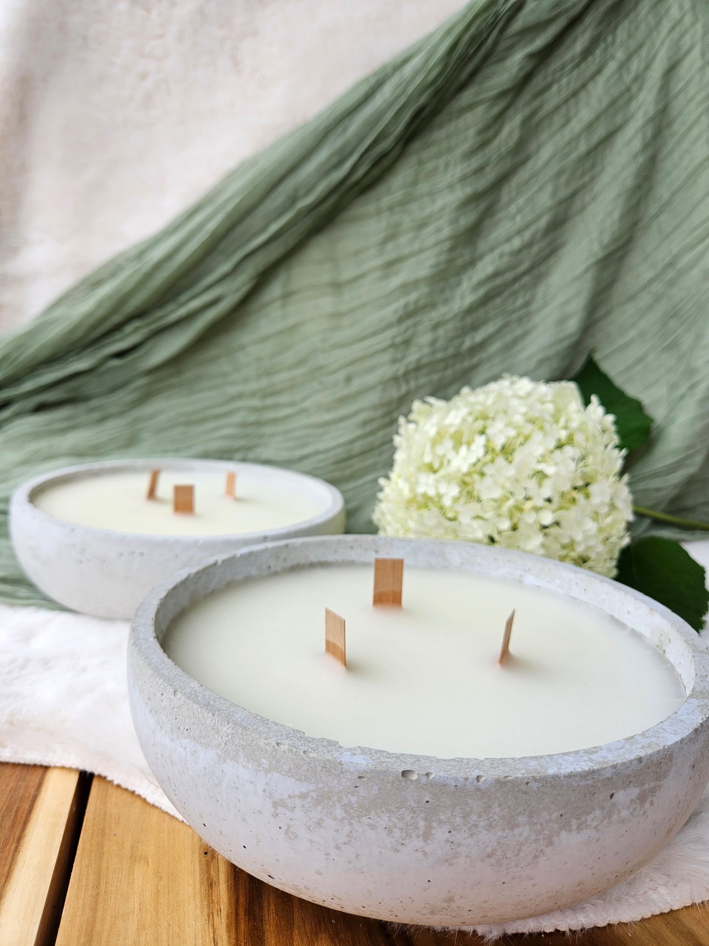 Citronella Kerze in stilvoller Betonschale